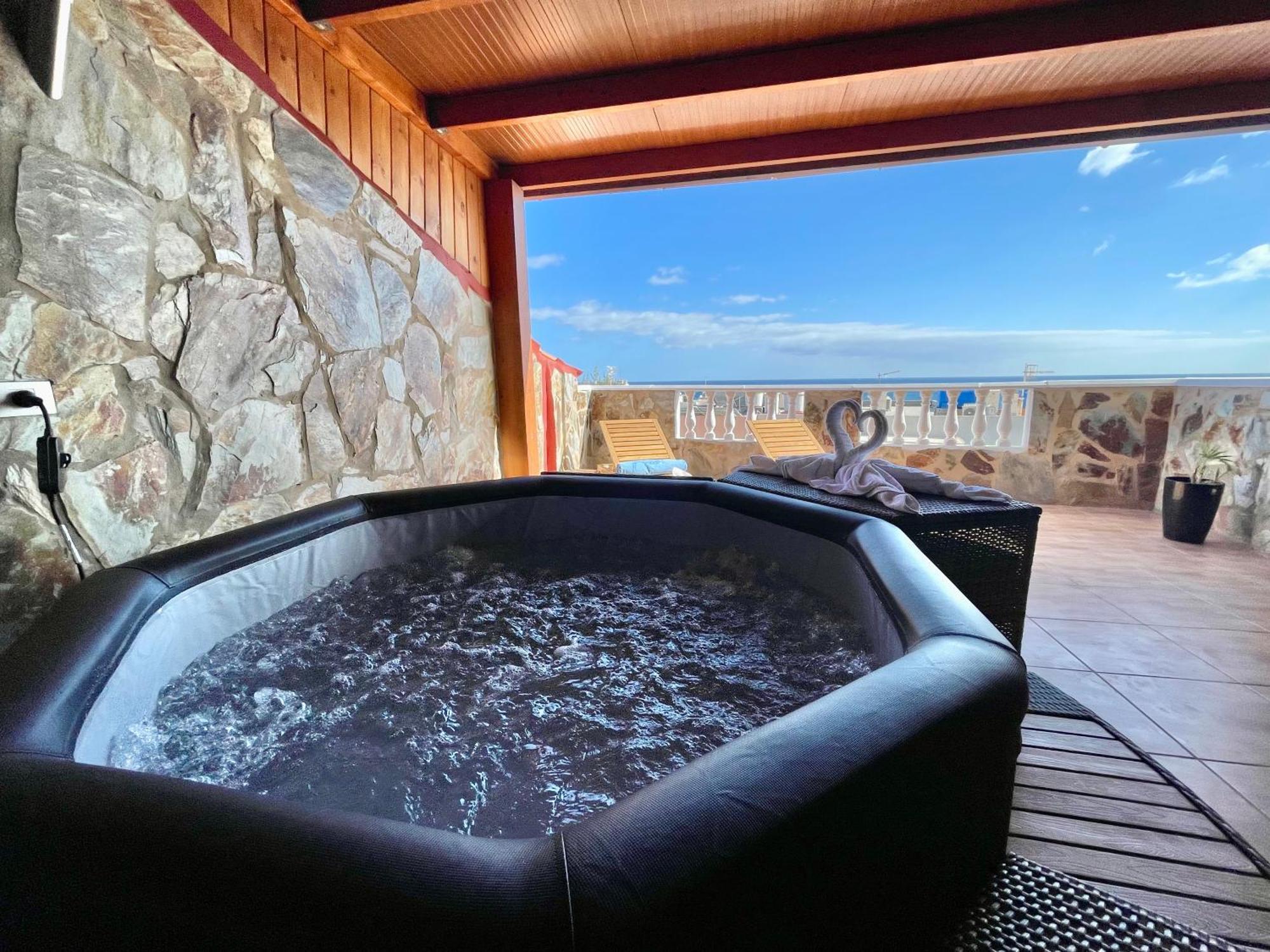Chabela'S Seaview Penthouse & Spa La Lajita Exterior photo